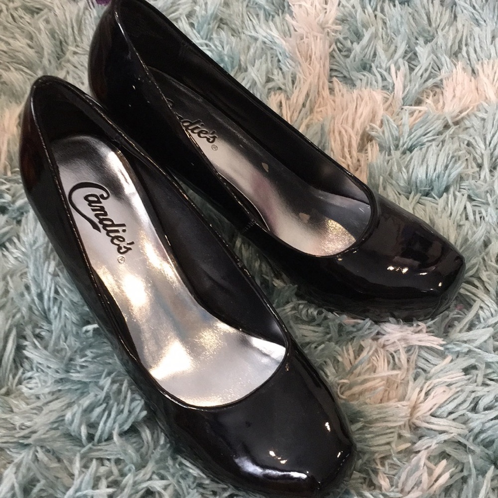 Candies black pumps